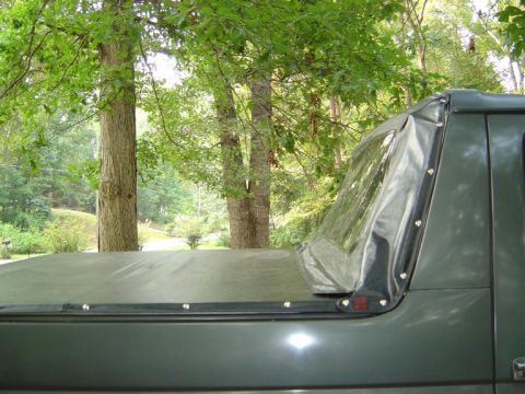 1986 Ford Bronco - The top consist of two pices. A Tonneau cover and a cab bulkhead.