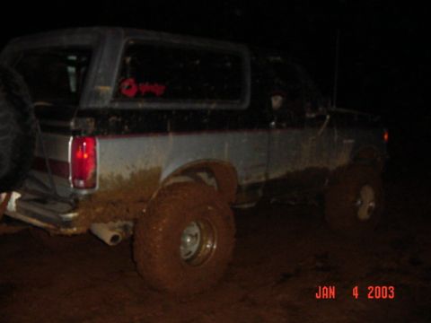 1989 Ford Bronco - I tried a real steep hill but no go, just ended up going up the main hill