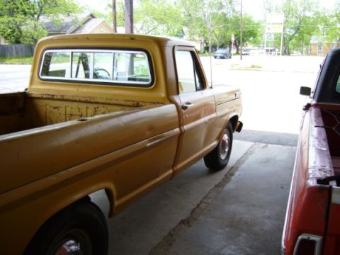 1971 Ford F-250 - Right rear view, truck does not currently have exterior side mirrors, I'll be adding a matching pair as soon as time permits