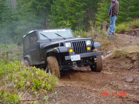 1989 Ford Bronco - A little wheelspin for the Jeep