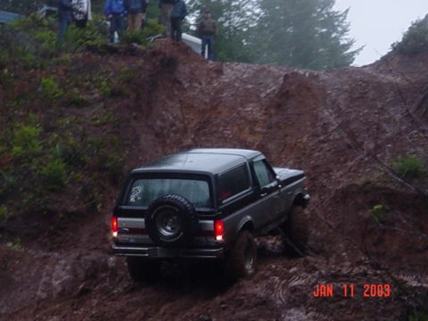 1989 Ford Bronco - Backing out of it