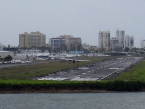 1986 Ford Bronco - Plane on the Runway
