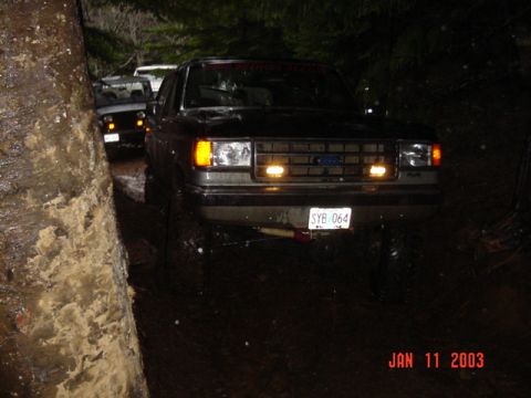 1989 Ford Bronco - This is the start of the trail, time to turn around