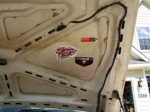 1991 Ford Bronco - Underhood stickers from Spin Tech, K&N, and Bassani are visible.