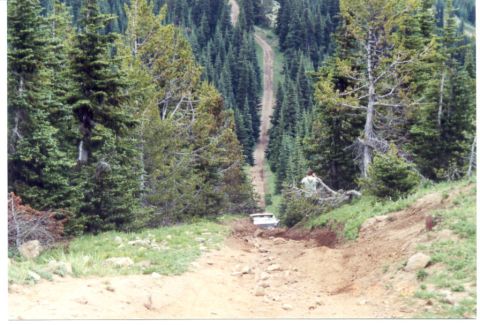1989 Ford Bronco - Todd went down a bit then came up the last hill