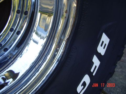1989 Ford Bronco - Big dent in my wheel from Firebreak 5 the previous weekend