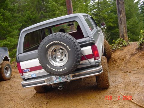 1989 Ford Bronco - Cool parking spot