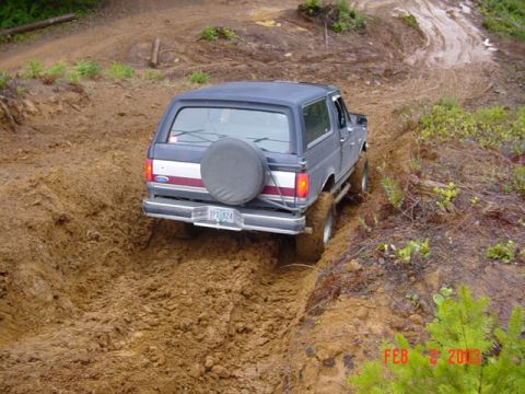 1989 Ford Bronco - Chris in the ruts