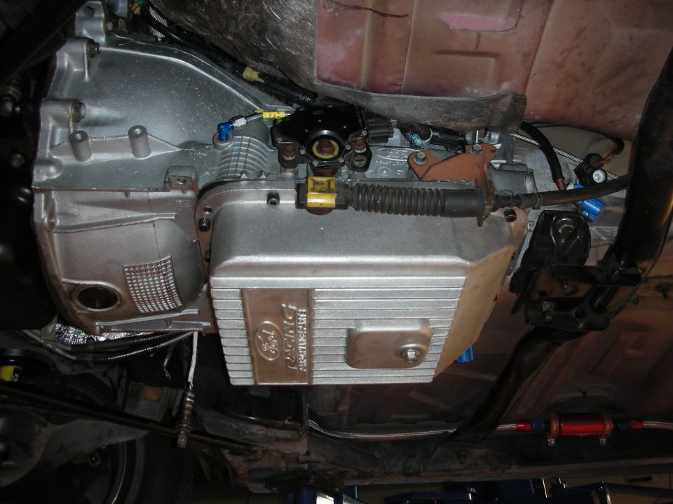 Transmission pan with Ford Racing logo
