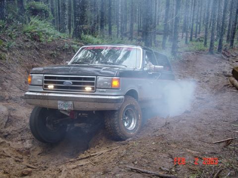 1989 Ford Bronco - The mandatory "CRAZED" smokeshow