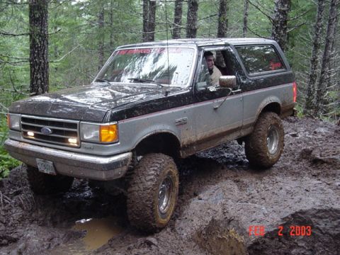 1989 Ford Bronco - Getting into position