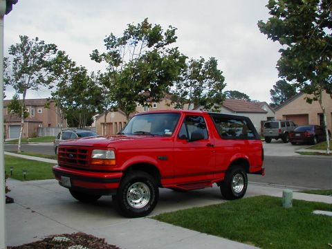 1995 Ford Bronco photo