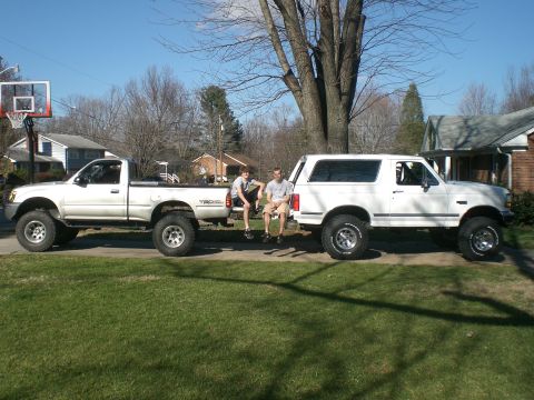 1992 Ford Bronco photo