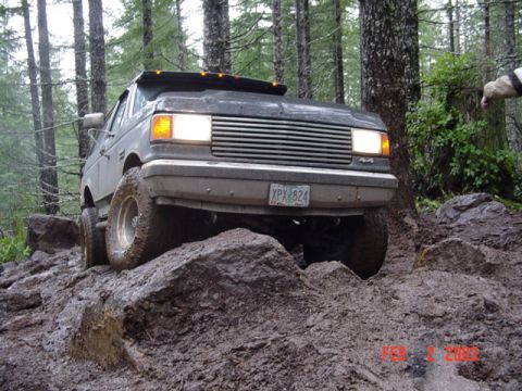 1989 Ford Bronco - On the rock