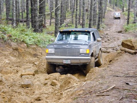 1989 Ford Bronco - Chris goes next