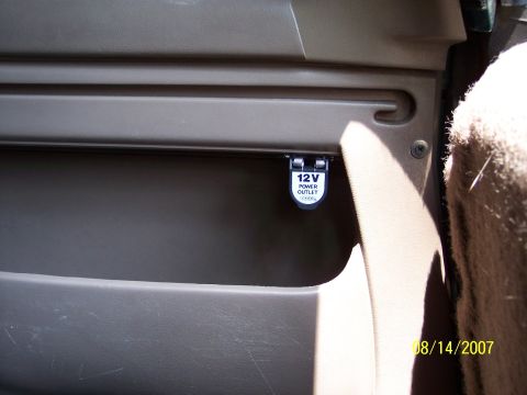 1996 Ford Bronco - 12V outlet in the cargo area