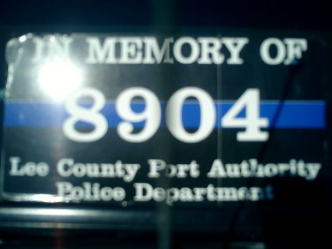 2004 Ford Crown Victoria - IN MEMORY OF 8904 LEE COUNTY PORT AUTHORITY