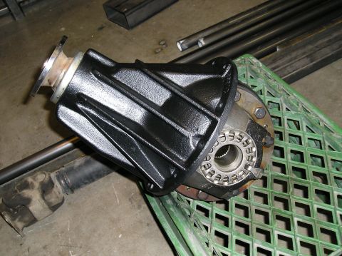 1986 Toyota Hilux - V6 third with 5.29 precision gears and detroit locker