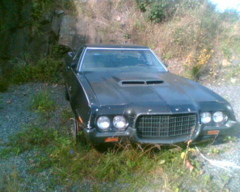 1972 Ford Ranchero - 72 payed 500$ in Pa for this cost me 2800$ to get it to Norway. Rusted totally out, ecept front.
