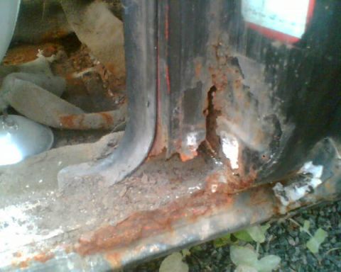 1972 Ford Ranchero - 72 "H" Rusted totaly its like this all over.