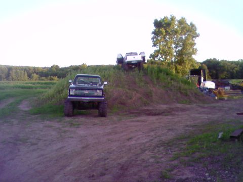 1976 GMC C/K Pickup photo