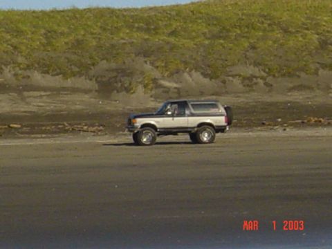 1989 Ford Bronco - Bronco on the Beach