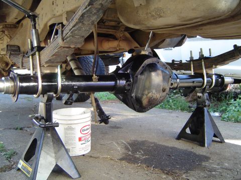 1978 Ford Bronco - Torqueing to 200 FTLBs