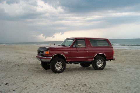 1991 Ford Bronco photo