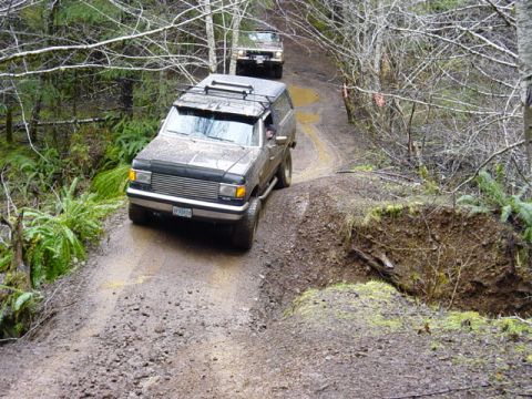 1989 Ford Bronco - Looks bad when you are in the truck (Frank)