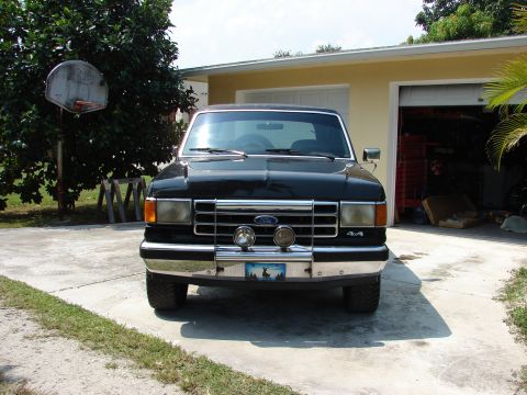 1987 Ford F-150 - 1990 Bronco XLT 351