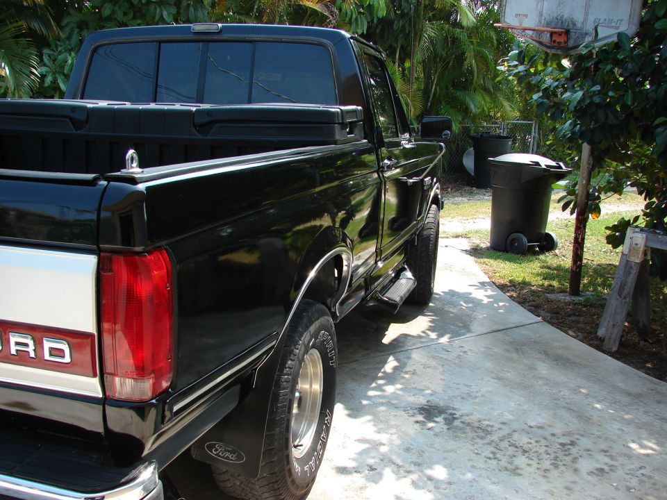 1987 F150 SWB 4X4 351 Automatic