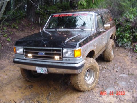 1989 Ford Bronco - On the lower part of the powerline by the horse camp
