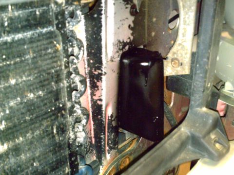 1990 Ford Bronco - The 300/460 Supply Duct In Place In The Rad Support.