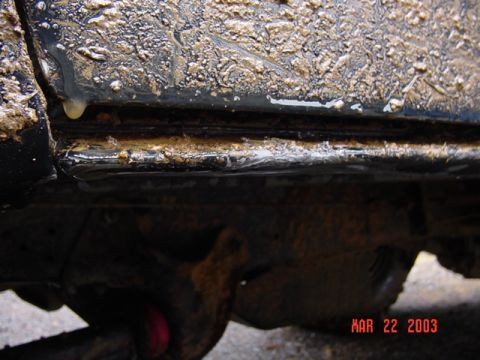 1989 Ford Bronco - New damage.... notice the big gap under the door