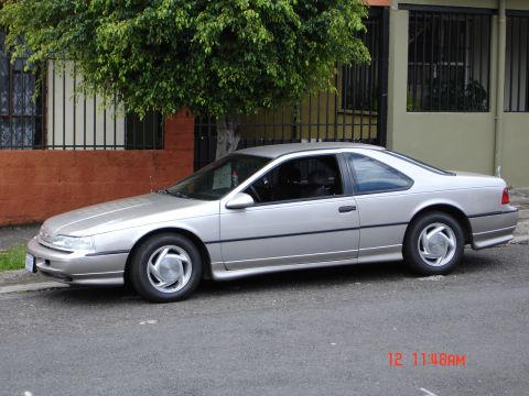 1990 Ford Thunderbird photo