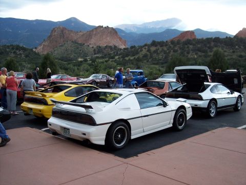 1972 Ford Ranchero - Pontiac Fieros gathered at Garden of the Gods, Colorado.