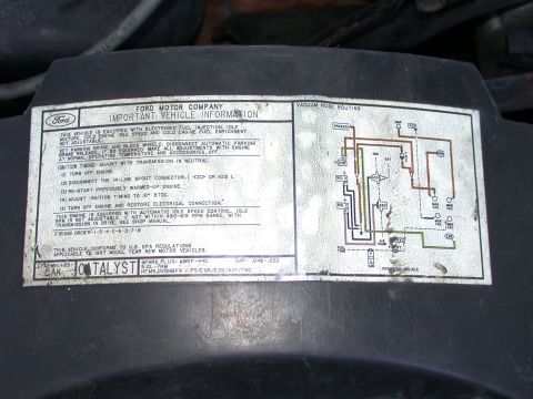 1987 Lincoln Town Car - This Ford Motor Company sticker provides important vehicle information and a vacuum hose routing diagram.