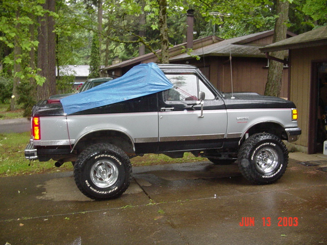 Rainy day Bronco