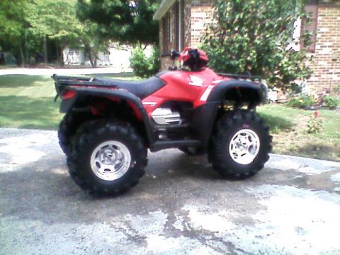 1992 Ford F-150 - After the 2" Lift with 27" AMS Swamp Foxes
