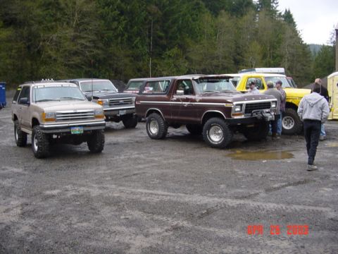 1989 Ford Bronco - All the 2big peeps are ready to go