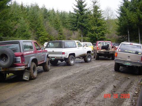 1989 Ford Bronco - We went to where steve was changing his tire