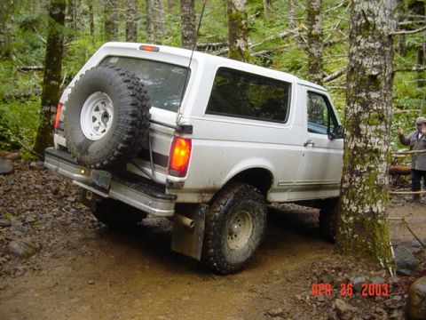 1989 Ford Bronco - Sharp corner on the second powerline section
