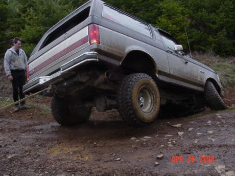 1989 Ford Bronco - I kinda missed a corner and got into a little situation