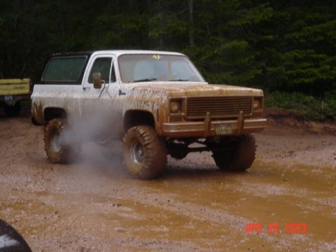 1989 Ford Bronco - The blazer playing in the mud