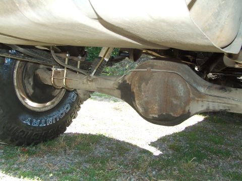 1979 Ford Bronco - Now some cleaning so I can watch for any new leak issues. This is before...