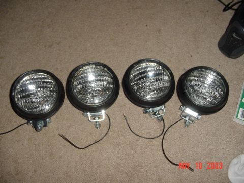 1989 Ford Bronco - They dont have much power, but I dont need much...they only have to light up under the truck