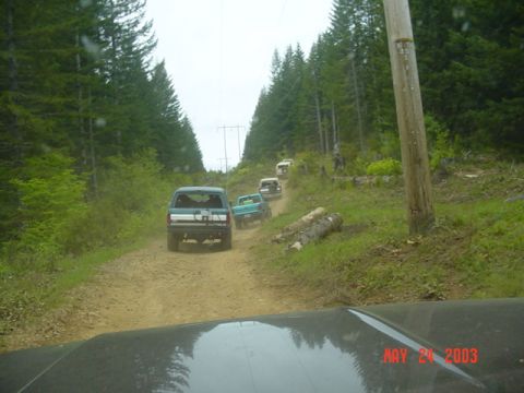 1989 Ford Bronco - Pretty good size group heading up powerline