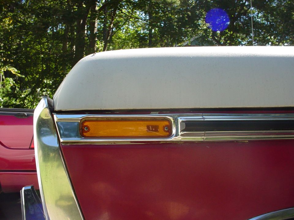 Close-up of the side marker light and fender of a 1978 Ford Bronco