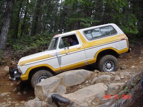 1989 Ford Bronco - Tonys turn...Could this be the last time we see it without damage?