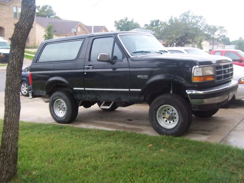 1993 Ford Bronco - 4in RC lift
